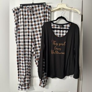 This Girl Loves Halloween 2 Pc Set  Pajamas Plus Size 2X Sleepwear Pumpkins